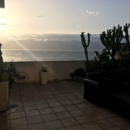 Sunset Terrazza Apartment Reggio Calabria Exterior photo