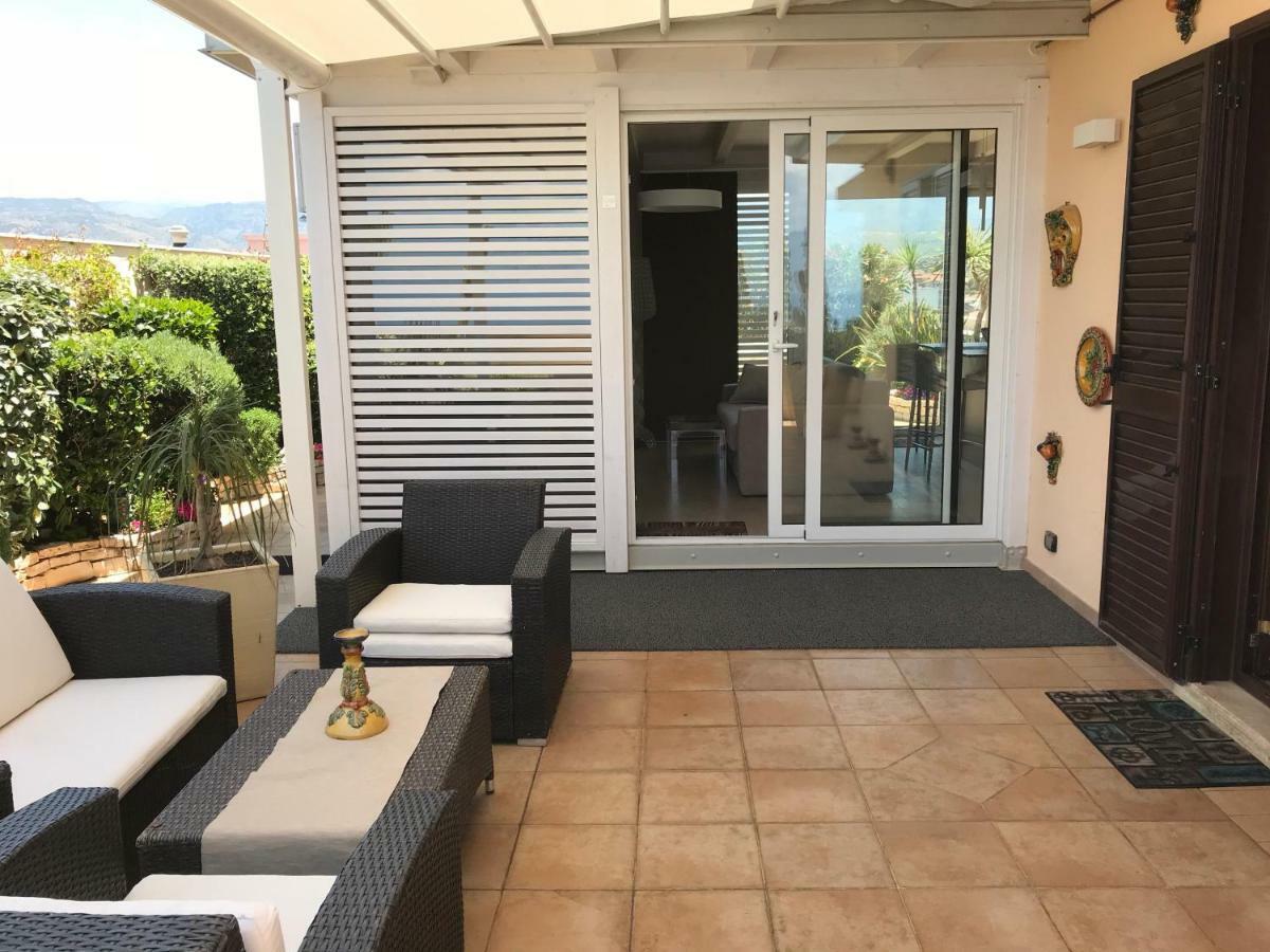 Sunset Terrazza Apartment Reggio Calabria Exterior photo