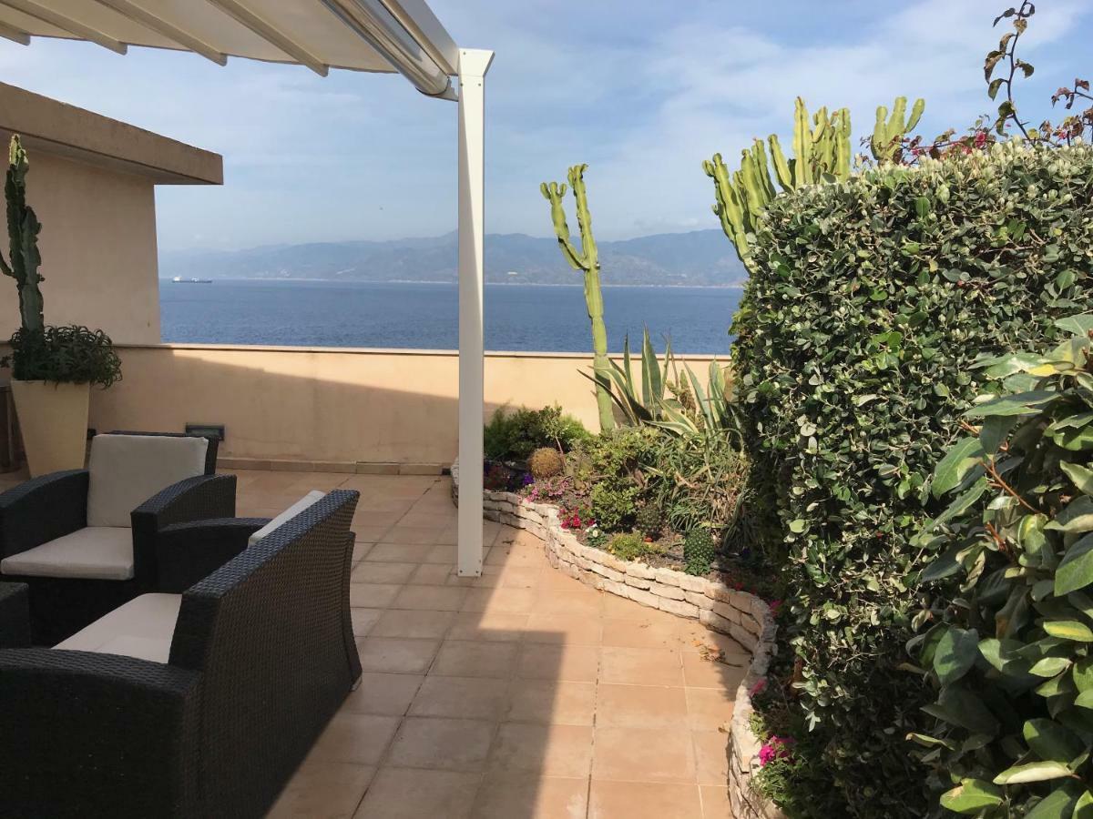 Sunset Terrazza Apartment Reggio Calabria Exterior photo